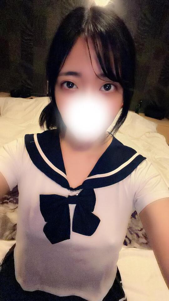 制服が似合うって褒めて｜写メ日記｜ここあ｜新宿 一般デリヘル とある風俗店やりすぎさーくる新宿大久保店