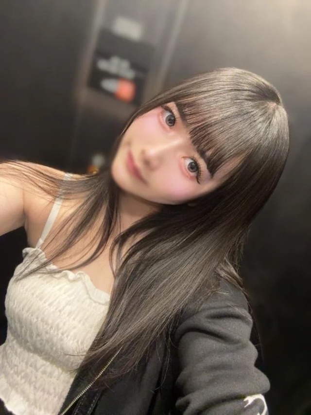 11時からいます🖤｜写メ日記｜みかこ｜新宿 一般デリヘル とある風俗店やりすぎさーくる新宿大久保店