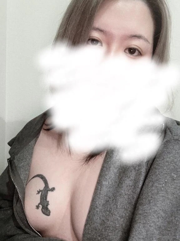 お気に入り😍｜写メ日記｜さや｜新宿 一般デリヘル とある風俗店やりすぎさーくる新宿大久保店