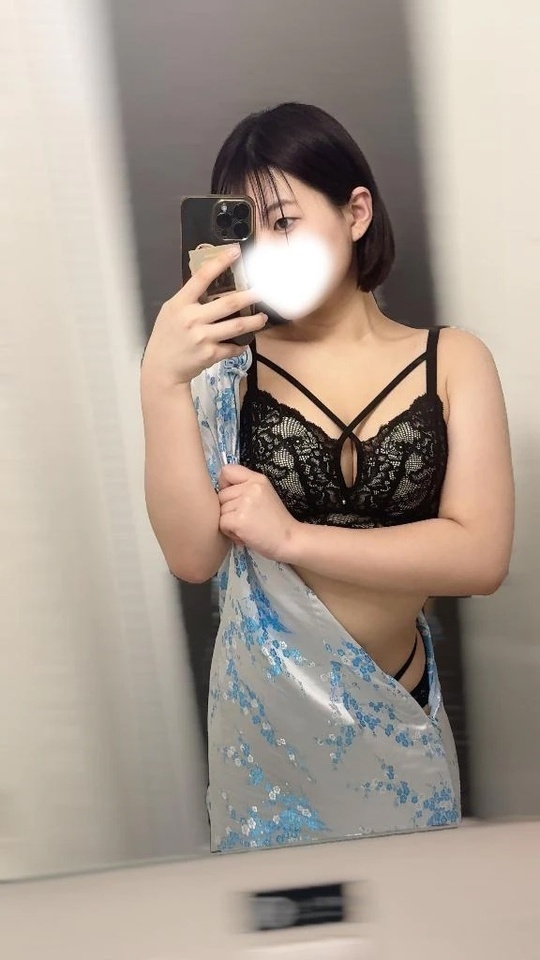 出勤するよー｜写メ日記｜にも｜新宿 一般デリヘル とある風俗店やりすぎさーくる新宿大久保店