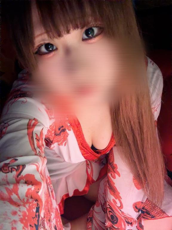 出勤してます｜写メ日記｜いお｜新宿 一般デリヘル とある風俗店やりすぎさーくる新宿大久保店