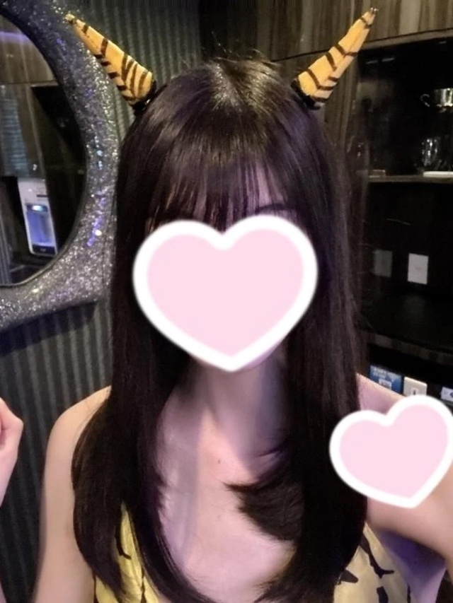 三連休‎🤍｜写メ日記｜かえで｜新宿 一般デリヘル とある風俗店やりすぎさーくる新宿大久保店