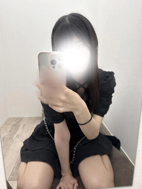シフト🗓🤍｜写メ日記｜かえで｜新宿 一般デリヘル とある風俗店やりすぎさーくる新宿大久保店