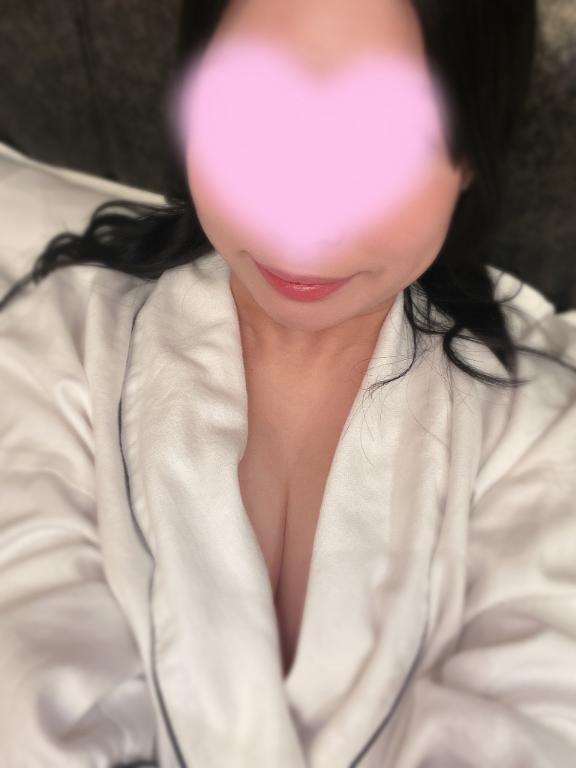 出勤｜写メ日記｜みね｜新宿 一般デリヘル とある風俗店やりすぎさーくる新宿大久保店