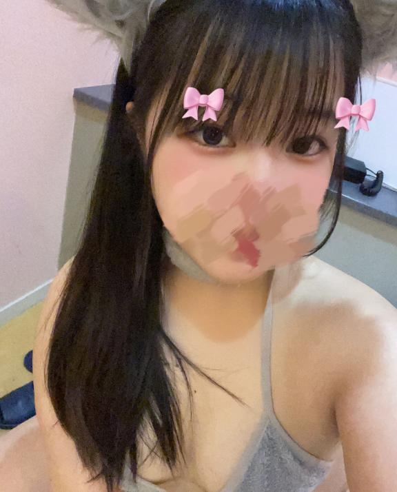 出勤してます｜写メ日記｜くるみ｜新宿 一般デリヘル とある風俗店やりすぎさーくる新宿大久保店