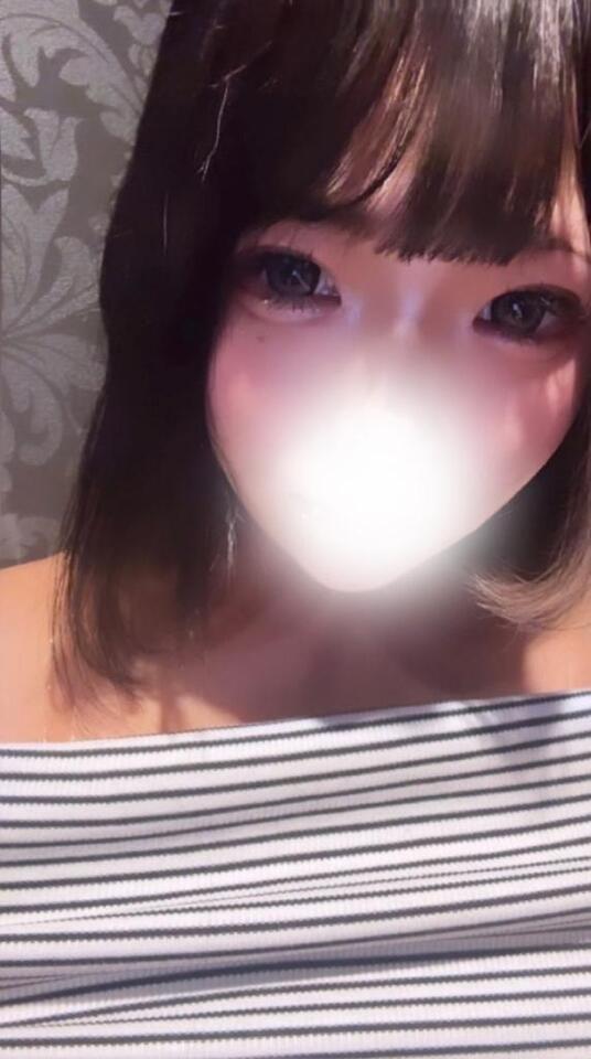 出勤してるよ❣️｜写メ日記｜みんみ｜新宿 一般デリヘル とある風俗店やりすぎさーくる新宿大久保店