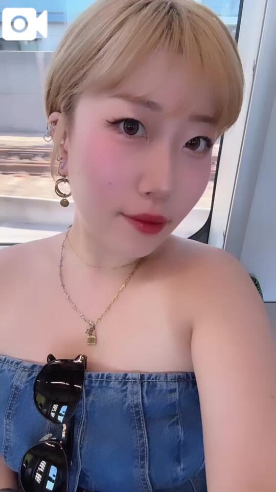 出勤💙｜写メ日記｜れいさ｜新宿 一般デリヘル とある風俗店やりすぎさーくる新宿大久保店