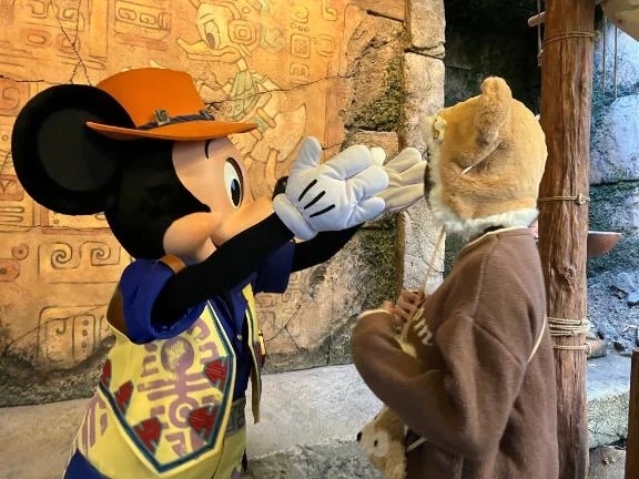 歌って踊って満たすだけ