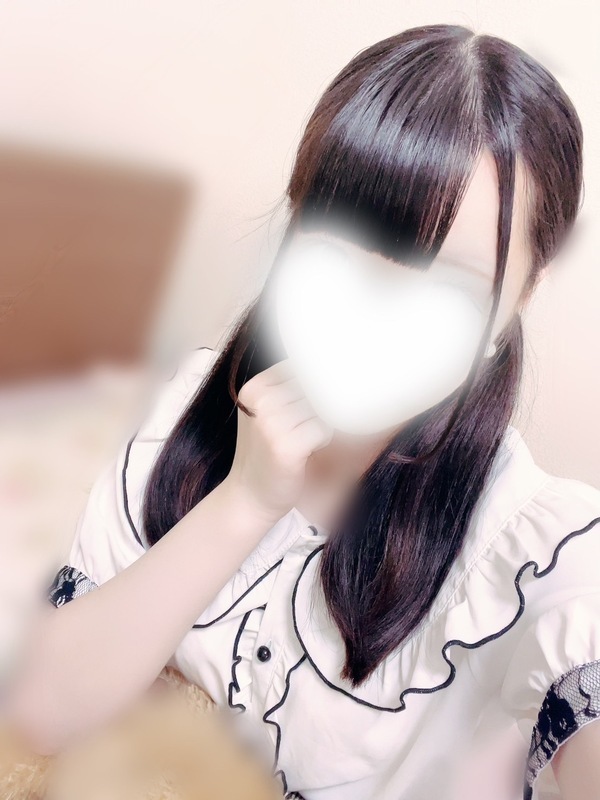 萌美リカ