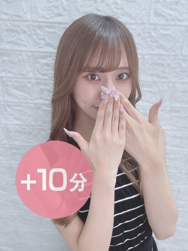 新川ゆあ