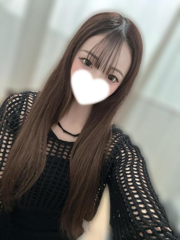 (ᐢ · ᐢ)