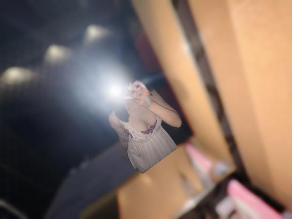 出勤してます｜写メ日記｜EREN｜鶯谷 一般デリヘル さくらん東京