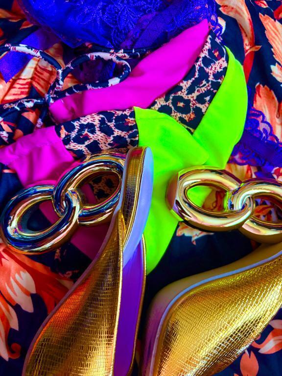 手に入れて｜写メ日記｜VERSACE｜鶯谷 一般デリヘル さくらん東京