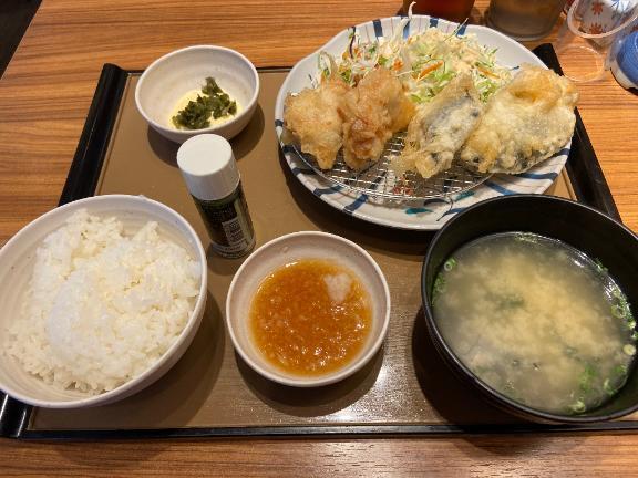遅い昼ご飯🍚