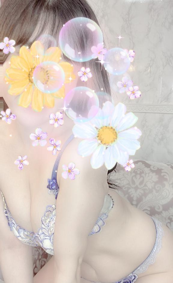 出勤してます💐｜写メ日記｜ゆい｜池袋 人妻デリヘル 池袋人妻城