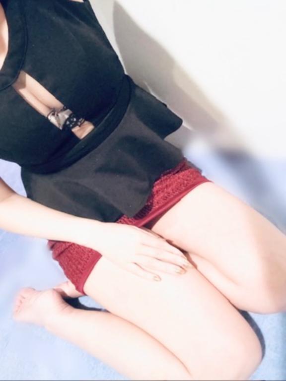 雨の日割🈹適用🆗です✨｜写メ日記｜りお｜池袋 人妻デリヘル 池袋人妻城