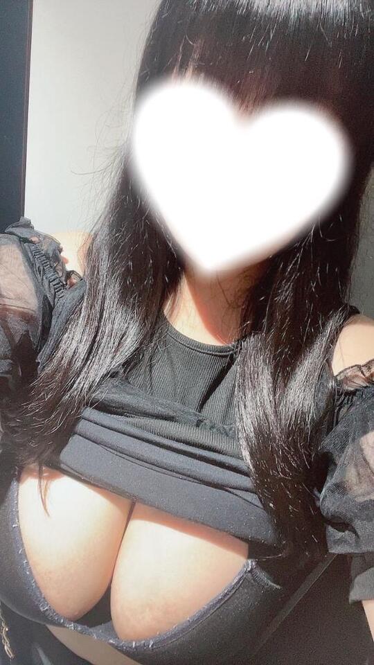 お休みだけど欲しいのは…❤️｜写メ日記｜かりん｜池袋 人妻デリヘル 池袋人妻城