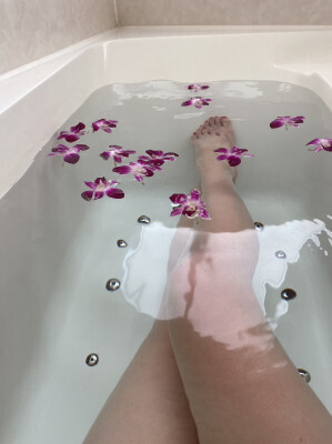 待ってます〜｜写メ日記｜かなめ｜大塚・巣鴨 人妻デリヘル 禁妻～禁じられた妻～