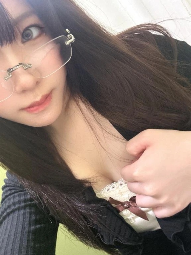 メガネ女子♡｜写メ日記｜みらい｜錦糸町・小岩・葛西 人妻デリヘル One More 奥様 錦糸町店
