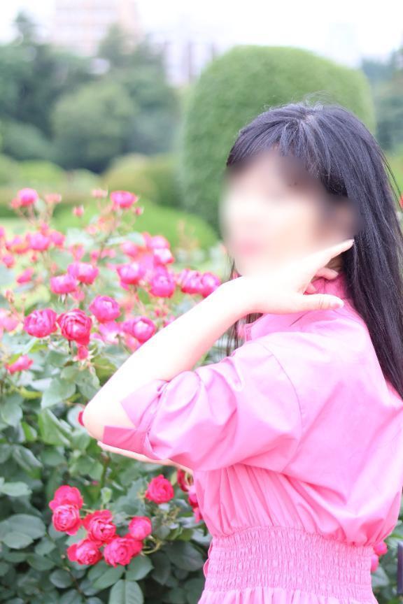 本日急ではございますが！20:00~出勤！｜写メ日記｜かなで｜錦糸町・小岩・葛西 人妻デリヘル One More 奥様 錦糸町店