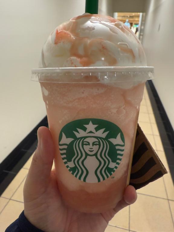 ももフラぺ🍑｜写メ日記｜えり｜錦糸町・小岩・葛西 人妻デリヘル One More 奥様 錦糸町店