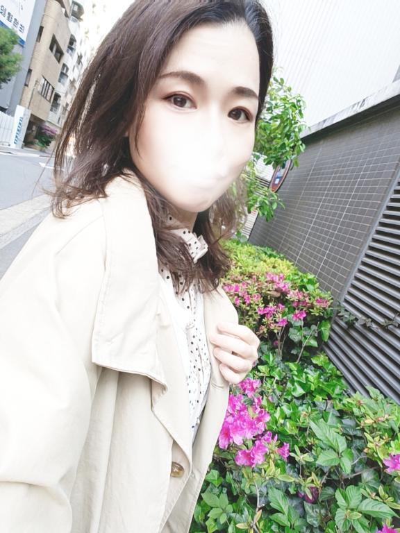 今日は出勤｜写メ日記｜らな｜池袋 人妻デリヘル 人妻風俗　みせすはーと