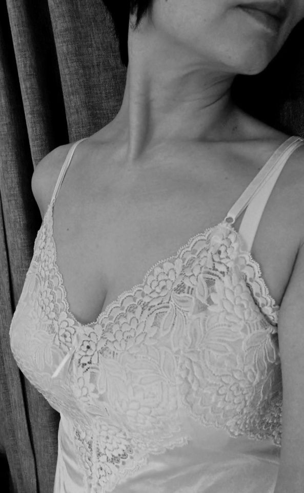 おはようございます☺️｜写メ日記｜りえこ｜池袋 人妻デリヘル 池袋で熟女の風俗　マダムいやーん