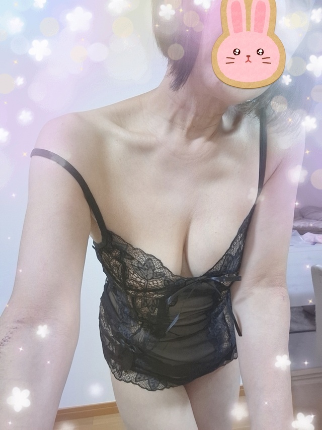 雨☔｜写メ日記｜しずか｜池袋 人妻デリヘル 池袋で熟女の風俗　マダムいやーん