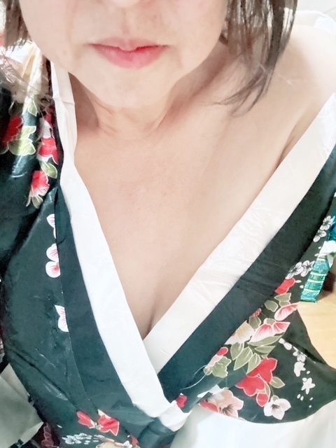 台風🌀｜写メ日記｜やよい｜池袋 人妻デリヘル 池袋で熟女の風俗　マダムいやーん