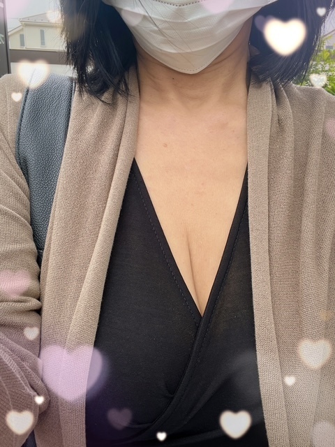 只今、バス停です｜写メ日記｜あや｜池袋 人妻デリヘル 池袋で熟女の風俗　マダムいやーん