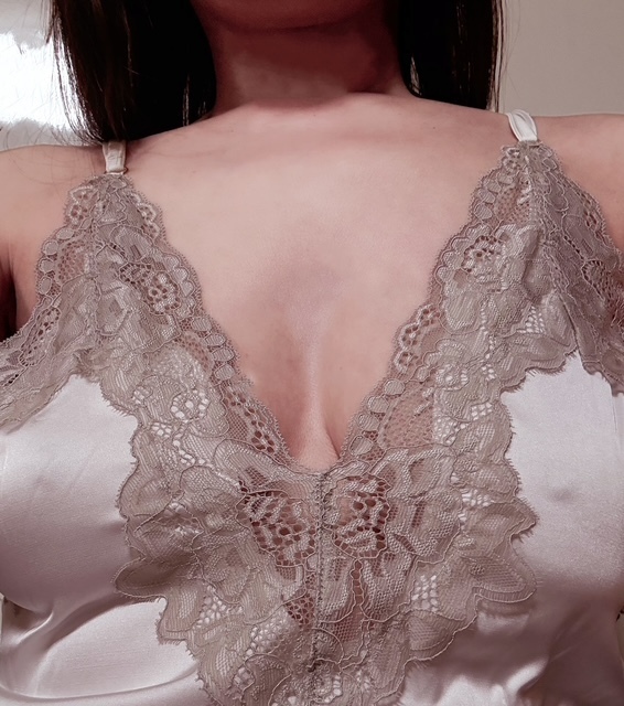 逢えるといいなぁ,,,。｜写メ日記｜ゆかり｜池袋 人妻デリヘル 池袋で熟女の風俗　マダムいやーん