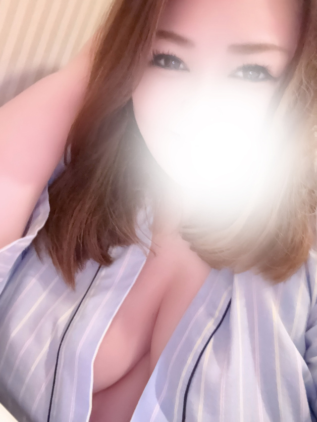 困ったなぁ笑｜写メ日記｜葉山｜鶯谷 ぽっちゃりデリヘル ぽっちゃり熟女～バカラ～