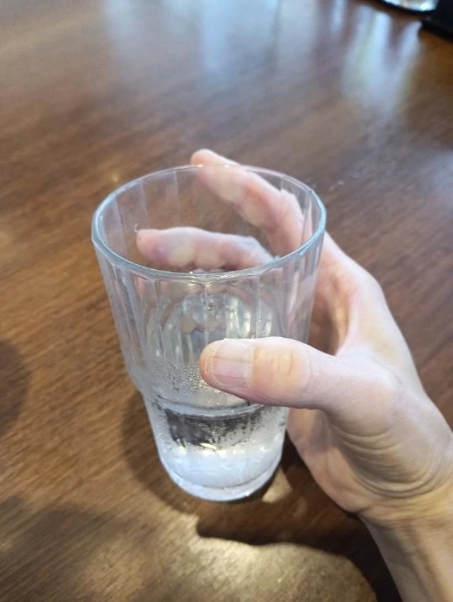 一滴の水ただ一つにて落ちずにあらず