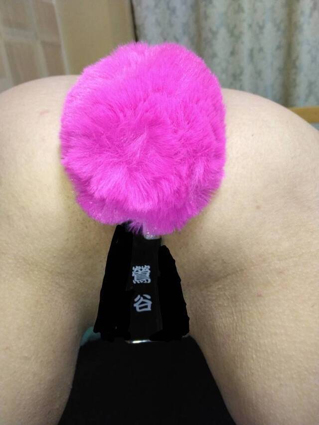 出勤致しております。