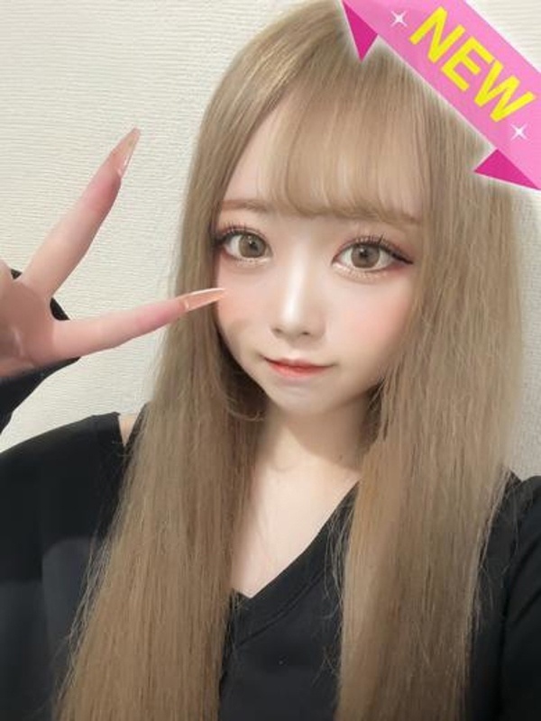 きぃ