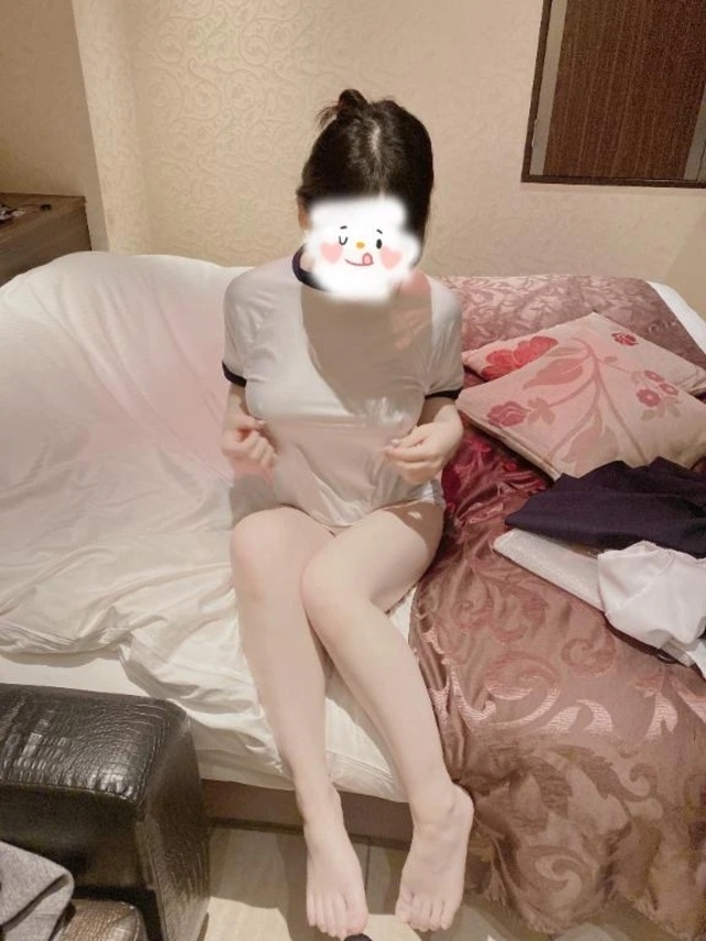 今年初登校〜出勤中だよ🤍✨🐎｜写メ日記｜さな｜立川・八王子・三多摩 一般デリヘル すぐ舐めたくて学園～舐めたくてグループ立川校～