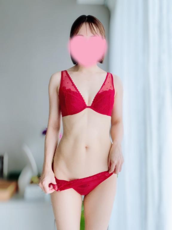 真夏の真っ赤❤️｜写メ日記｜ここみ｜新宿 人妻デリヘル 完熟ばなな 新宿