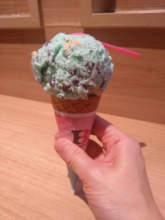 サーティワン　チョコミントクッキーチャム｜写メ日記｜えま｜新宿 人妻デリヘル 完熟ばなな 新宿