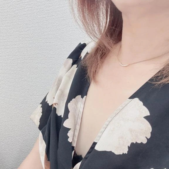 出勤しました❣️｜写メ日記｜れいや｜新宿 人妻デリヘル 完熟ばなな 新宿