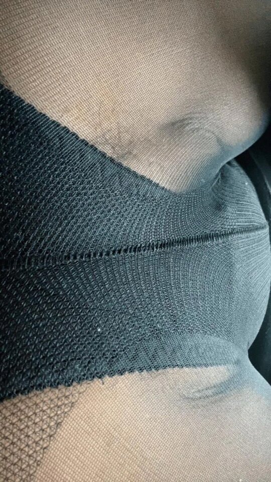 黒タイツ始めました|写メ日記|きえ|新宿 人妻デリヘル 完熟ばなな 新宿