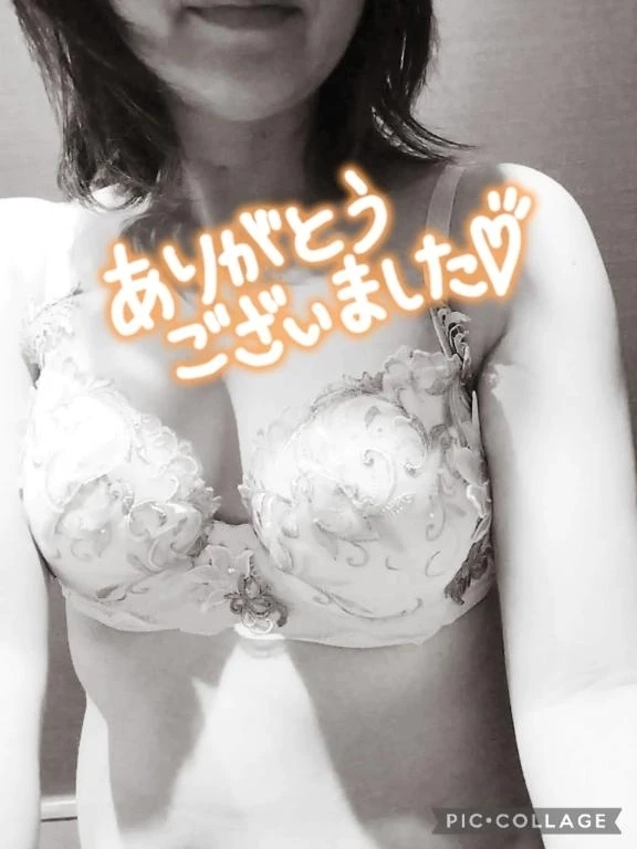 昨日のお礼♪｜写メ日記｜なつえ｜新宿 人妻デリヘル 完熟ばなな 新宿