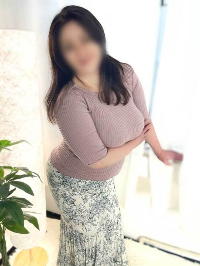 業界経験！爆乳熟女♡｜写メ日記｜ひとみ｜新宿 人妻デリヘル 完熟ばなな 新宿