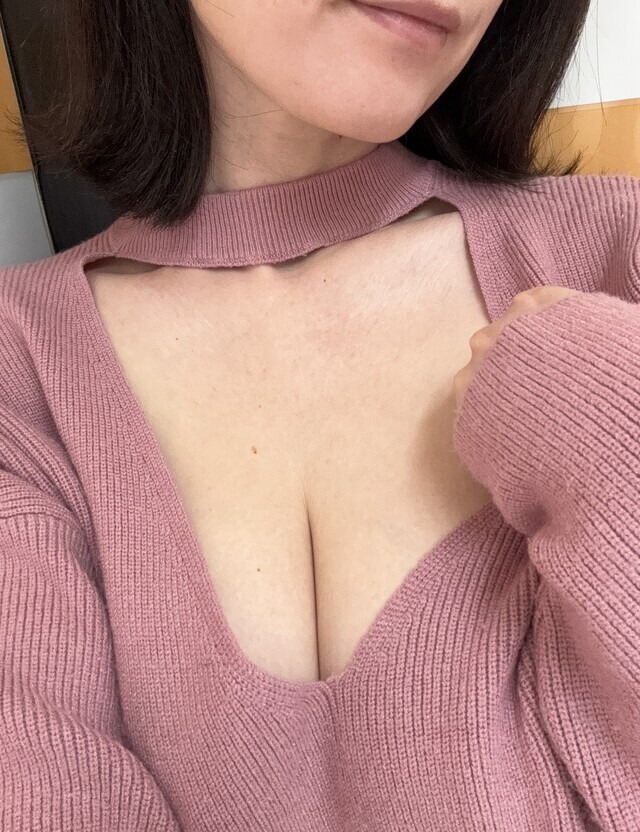 お疲れ様です。あやめ｜写メ日記｜あやめ｜新宿 一般デリヘル 巨乳痴女専門　萌えの隣人