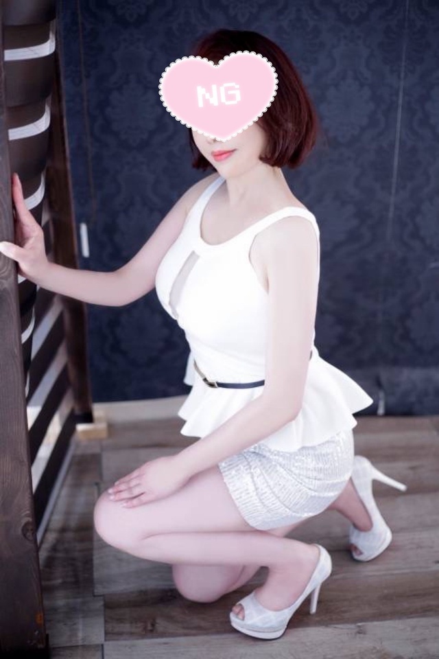 明日のお誘い、お待ちしてます。｜写メ日記｜美園｜鶯谷 人妻デリヘル ＭＣロイヤル