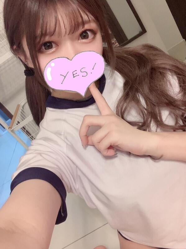 杏リカ