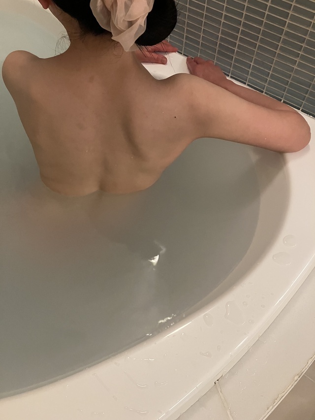 新人ナースこころ 明日1/21(水)出勤いたします 1月ラスト1枠となります｜写メ日記｜こころ｜大塚・巣鴨 出張エステ 大塚　虹いろ回春