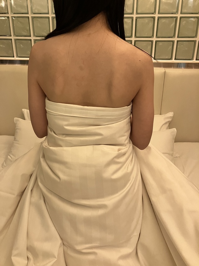 新人ナースこころ 明日4/12(日)今月初出勤 残り2〜3枠