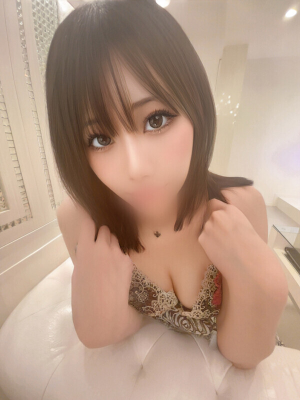 小林まな