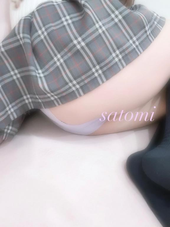 パンチラ