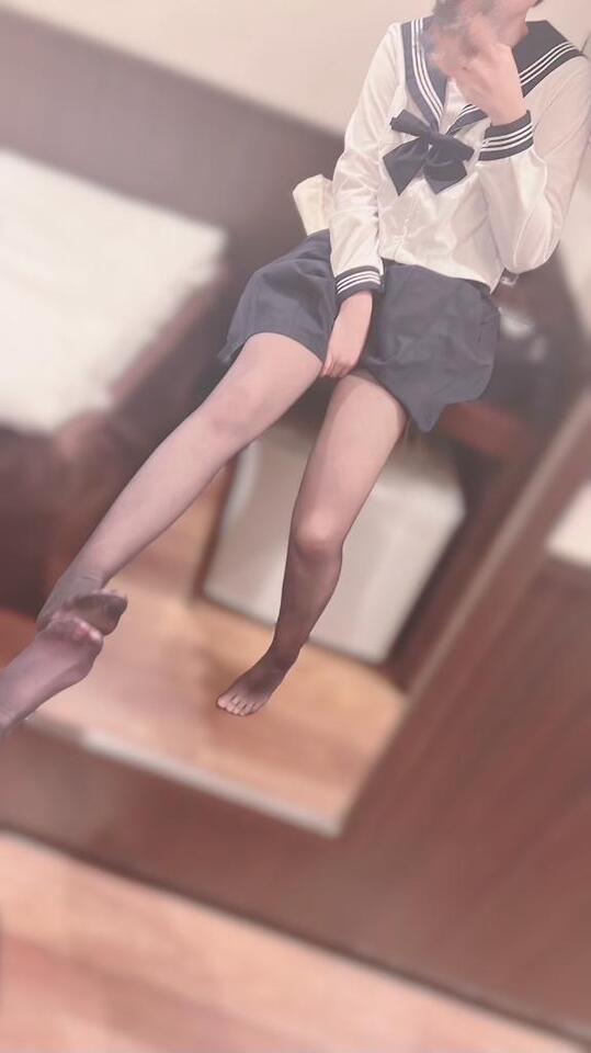 (  . .)
